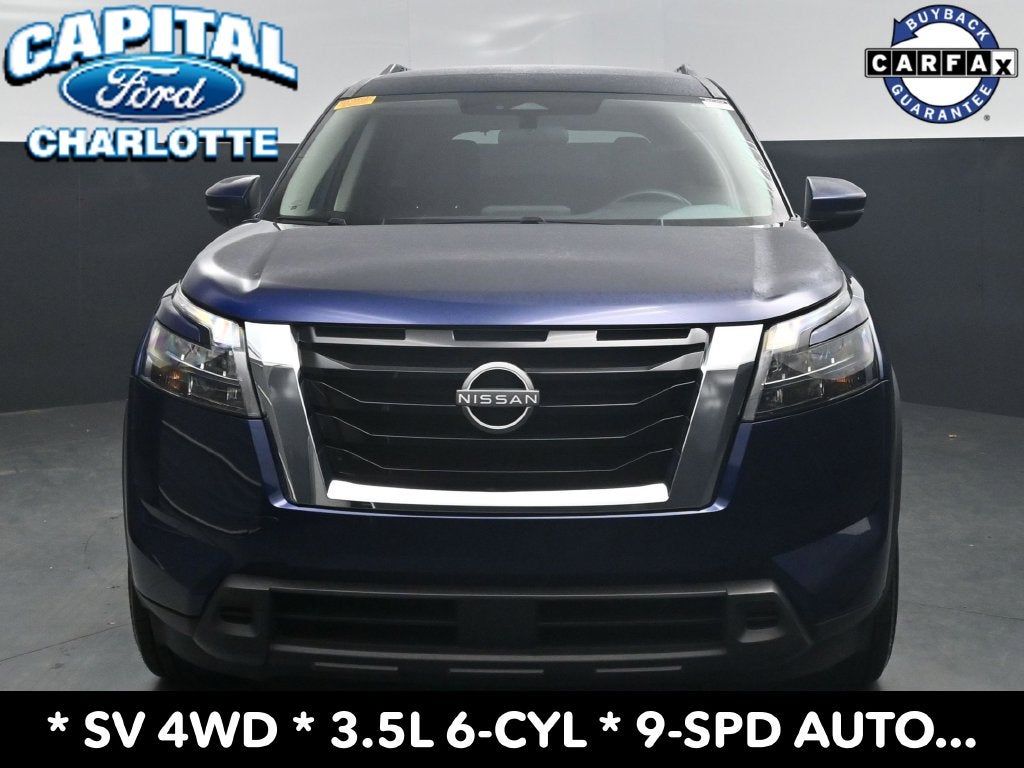 2025 Nissan Pathfinder SV