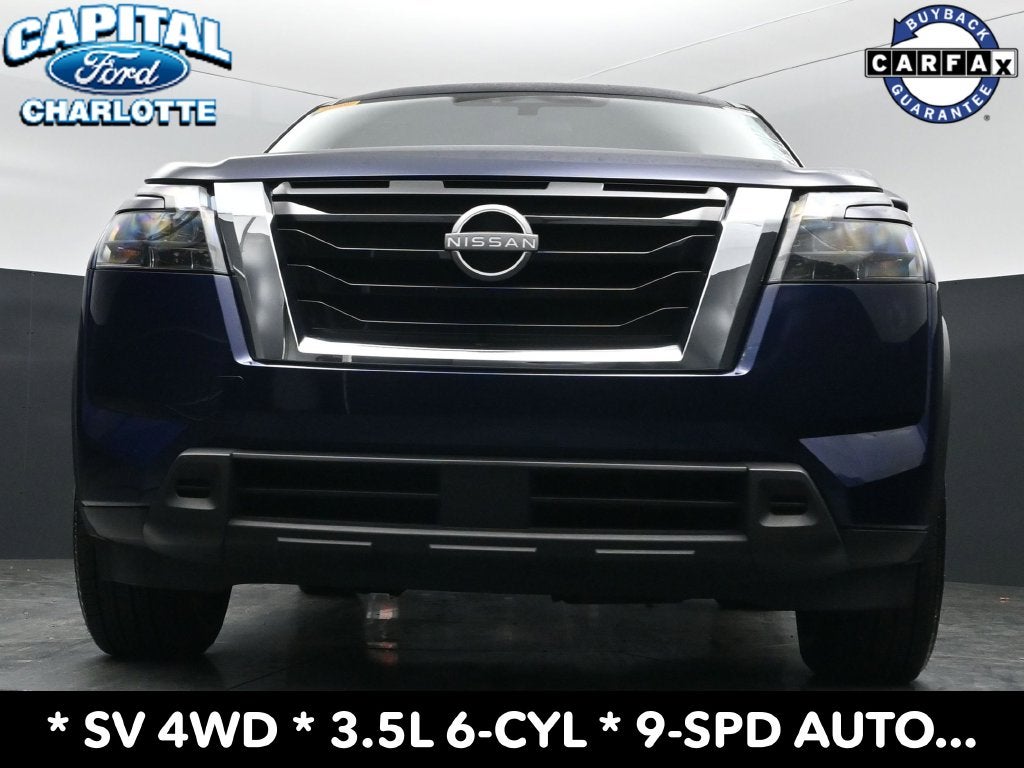 2025 Nissan Pathfinder SV