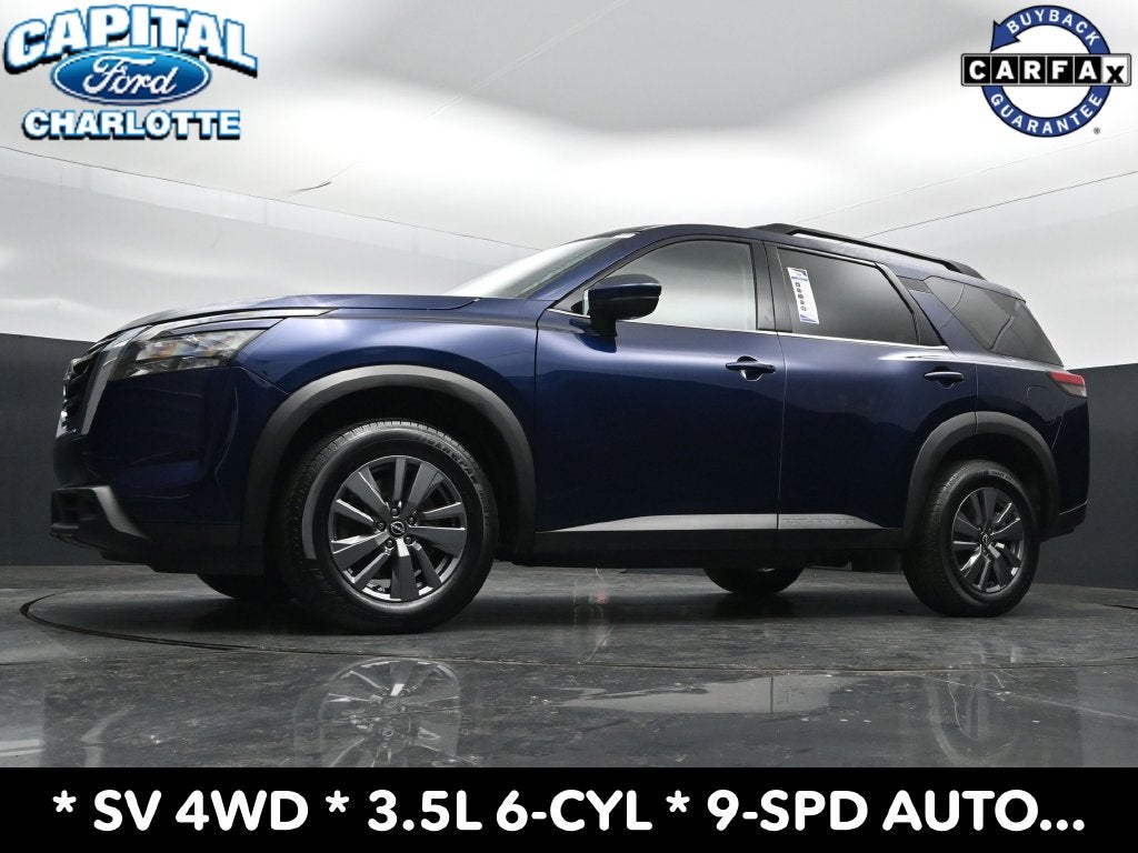 2025 Nissan Pathfinder SV