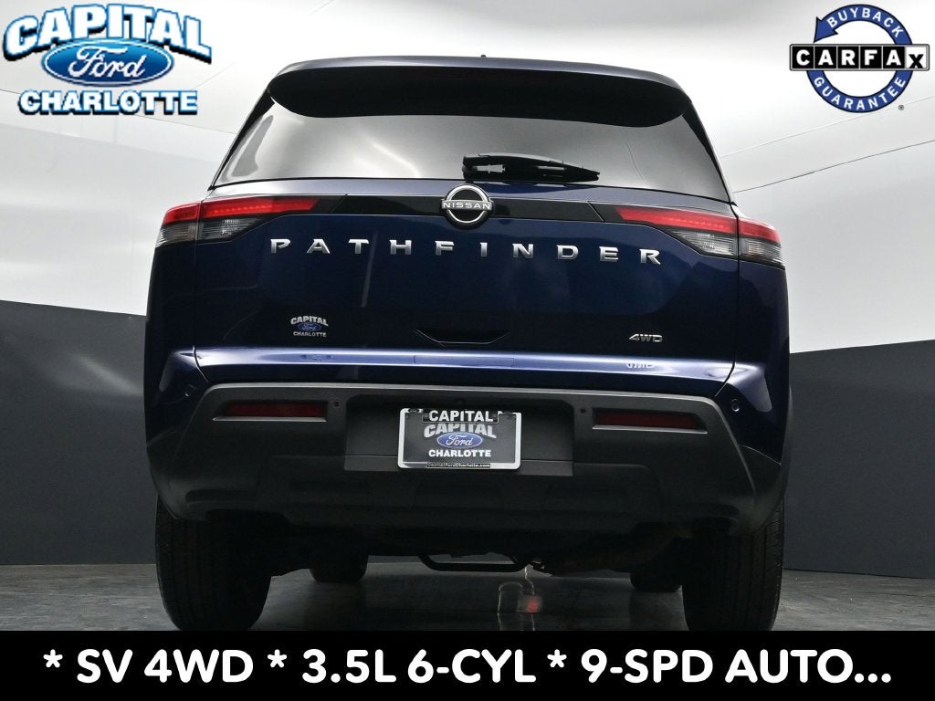 2025 Nissan Pathfinder SV