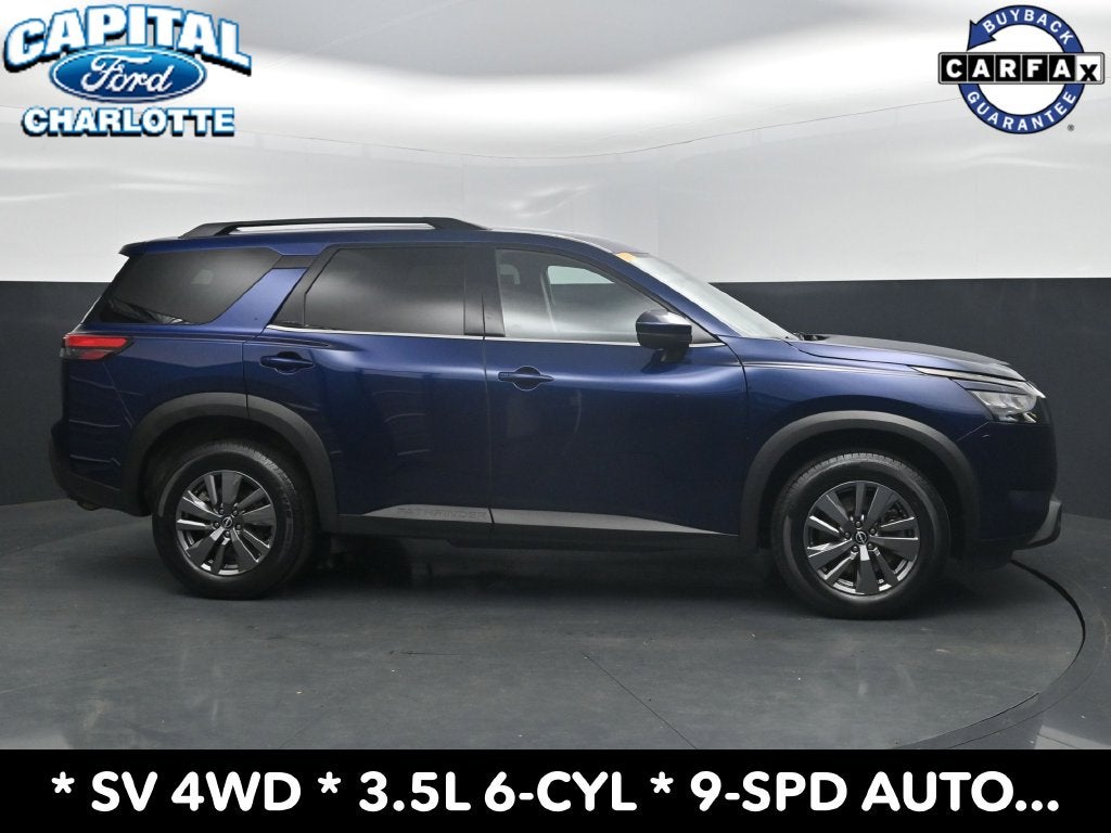 2025 Nissan Pathfinder SV
