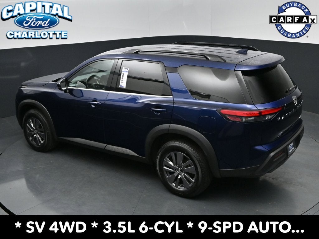 2025 Nissan Pathfinder SV