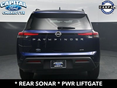 2025 Nissan Pathfinder SV