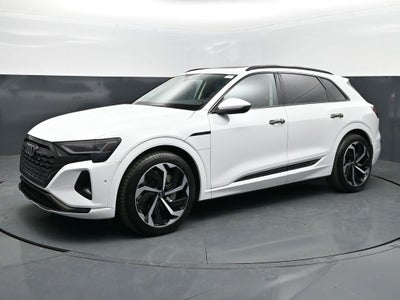 2024 Audi Q8 e-tron Premium Plus quattro