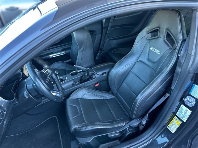 2022 Ford Mustang Mach 1