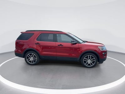 2018 Ford Explorer Sport