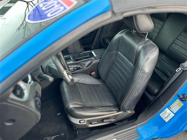 2010 Ford Mustang V6