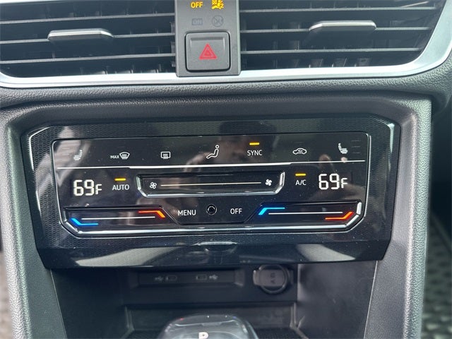 2025 Volkswagen Taos 1.5T SE