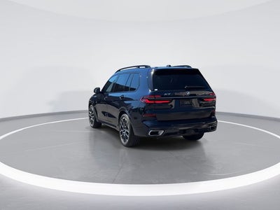 2025 BMW X7 xDrive40i