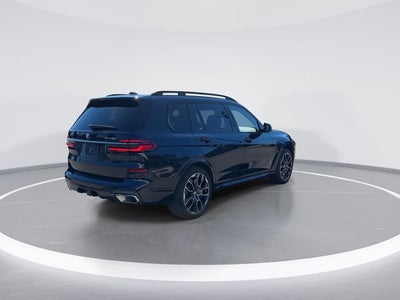 2025 BMW X7 xDrive40i
