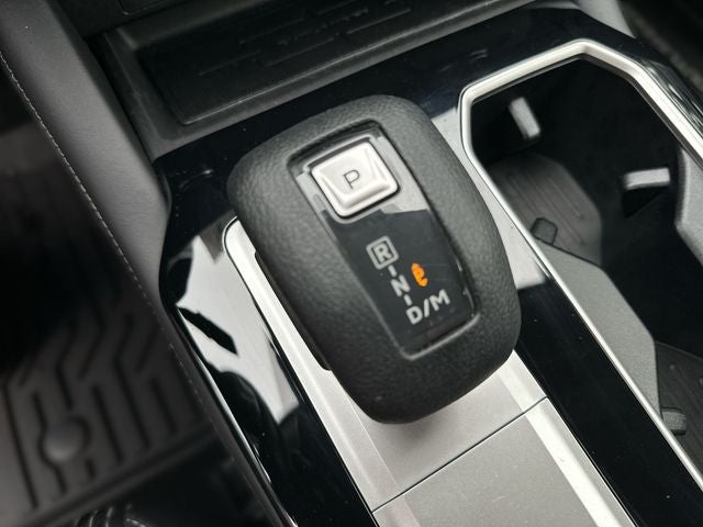 2025 Mitsubishi Outlander ES