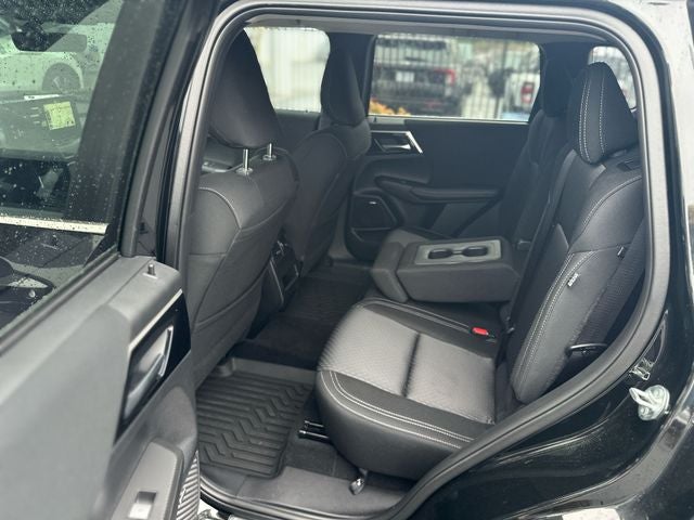 2025 Mitsubishi Outlander ES
