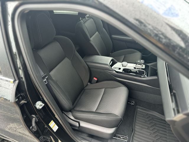 2025 Mitsubishi Outlander ES