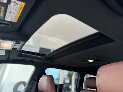 2017 Toyota Land Cruiser V8