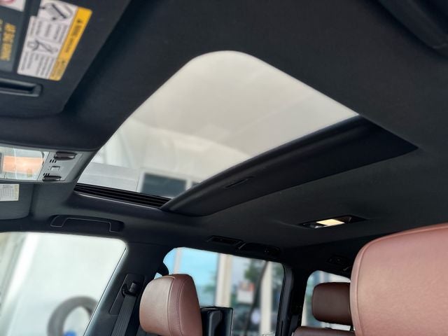 2017 Toyota Land Cruiser V8