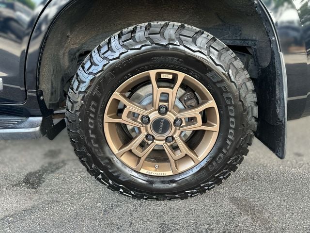 2017 Toyota Land Cruiser V8