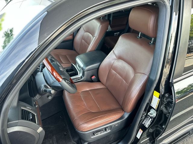 2017 Toyota Land Cruiser V8