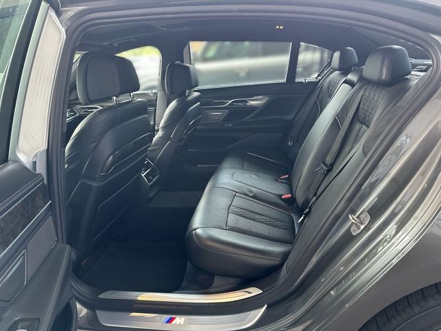 2017 BMW 7 Series 750i xDrive