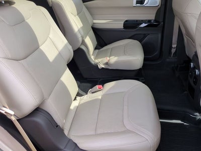 2021 Ford Explorer Platinum