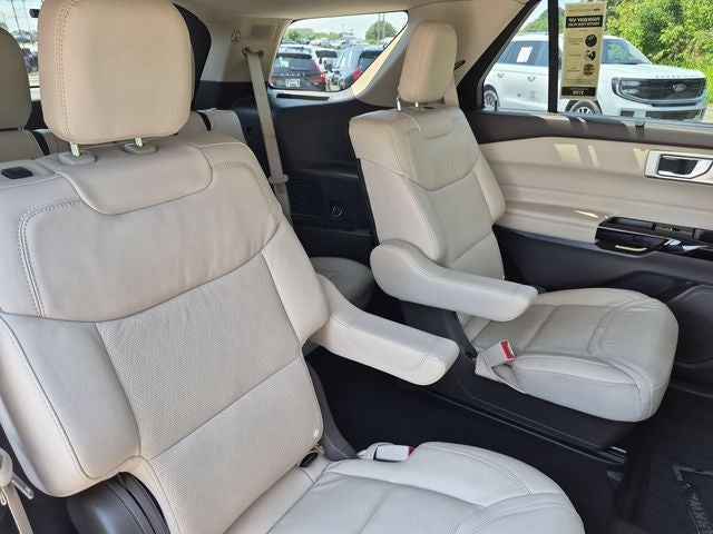2022 Ford Explorer Platinum