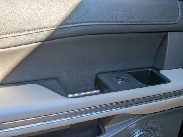 2021 Ford Expedition XLT 202A