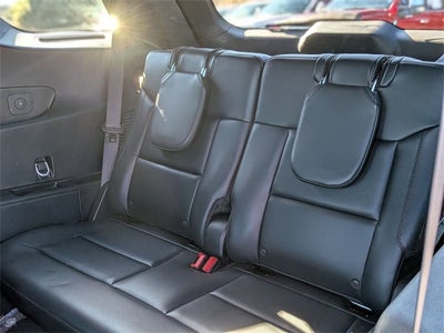 2025 Ford Explorer ST-Line 300A