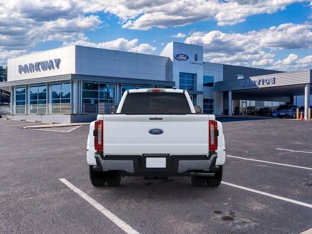 2026 Ford F-350SD Lariat DRW