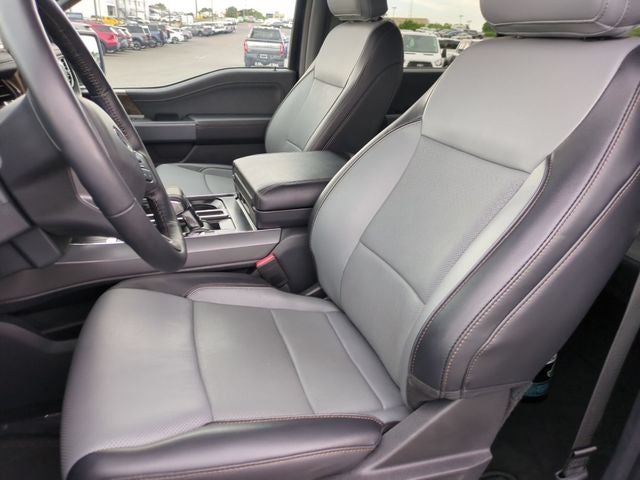 2023 Ford F-150 Lightning Lariat