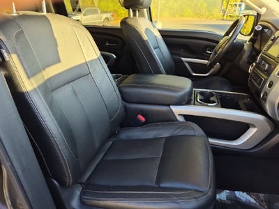 2017 Nissan Titan SL