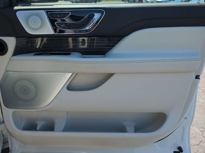 2022 Lincoln Navigator Black Label