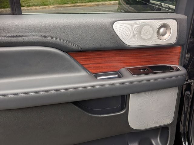 2023 Lincoln Navigator L Reserve
