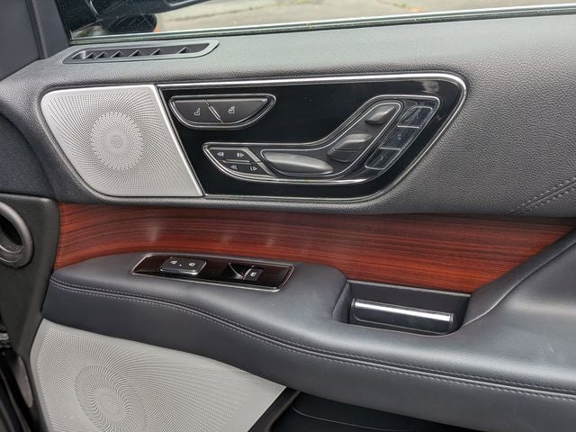 2023 Lincoln Navigator L Reserve