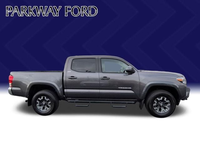 2017 Toyota Tacoma SR5