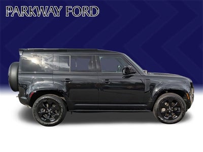 2023 Land Rover Defender 110 X-Dynamic SE