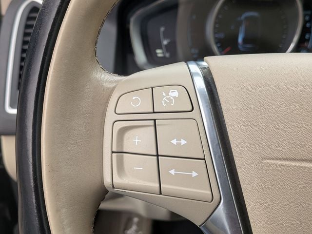 2016 Volvo XC60 T6 Platinum