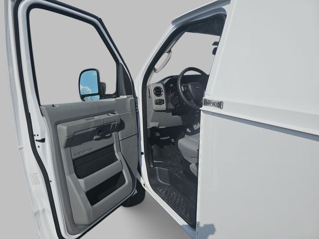 2026 Ford E-350SD Base Cutaway