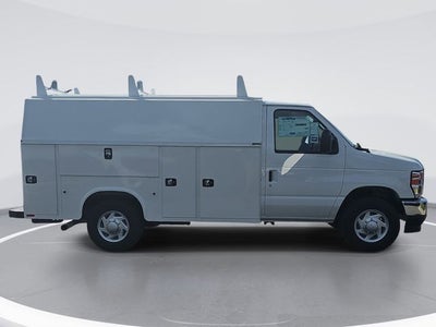 2026 Ford E-350SD Base Cutaway