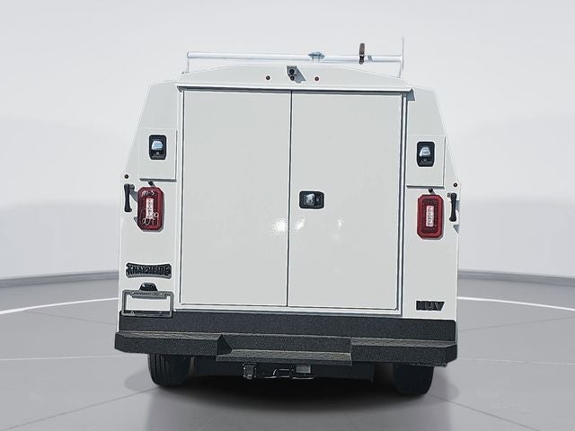 2026 Ford E-350SD Base Cutaway