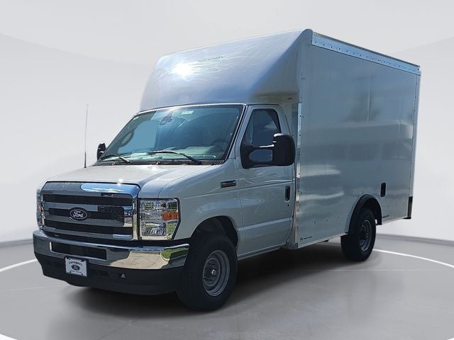 2027 Ford E-350SD Base Cutaway