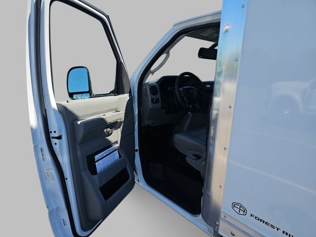 2026 Ford E-350SD Base Cutaway