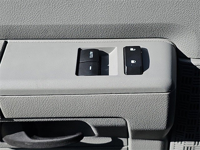 2025 Ford E-450SD Base DRW