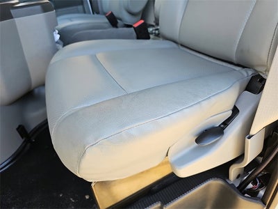 2025 Ford E-450SD Base DRW