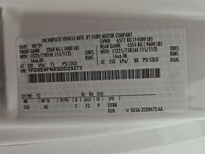 2025 Ford E-450SD Base DRW