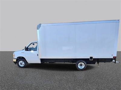 2025 Ford E-450SD Base DRW