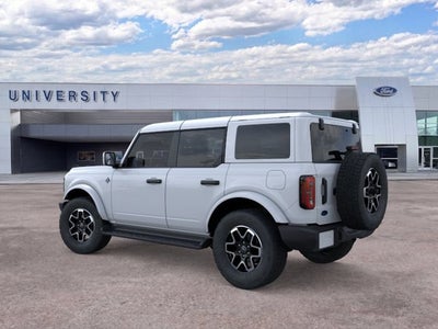 2026 Ford Bronco Outer Banks
