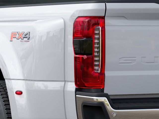 2027 Ford F-450SD Lariat DRW