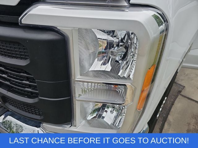 2023 Ford F-250SD XL **SERVICE BODY**