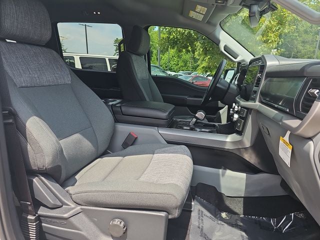 2023 Ford F-150 Lightning XLT