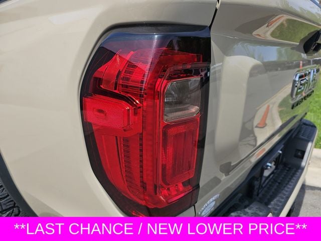 2023 GMC Canyon AT4