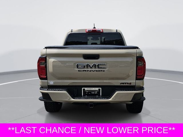 2023 GMC Canyon AT4